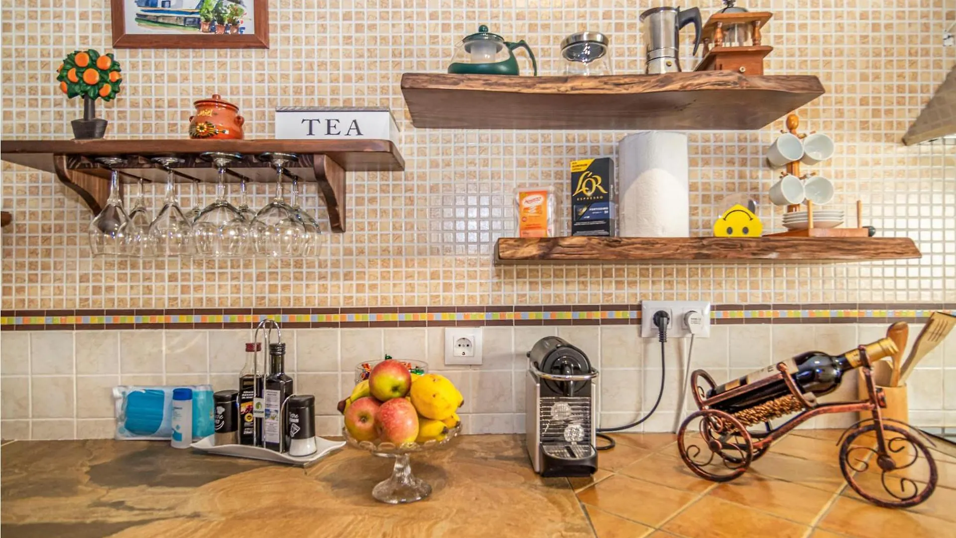 Amazing Home In Rute With Kitchenette Zambra
