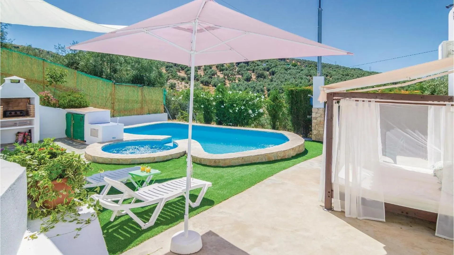 Amazing Home In Rute With Kitchenette Zambra Spain